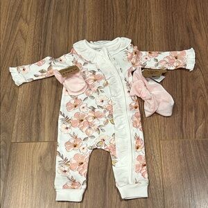 Baby Essentials Onesie Set